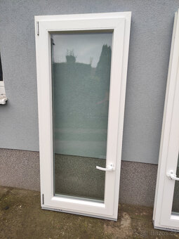 Prodám nové plastové okno 680 x 1600 - 3