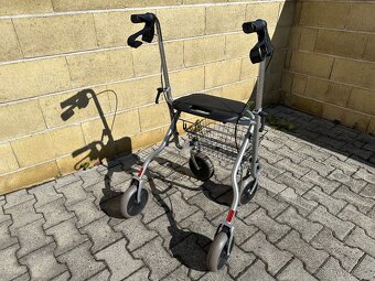 Chodítko pro seniory, opěrný vozík pro důchodce - 3