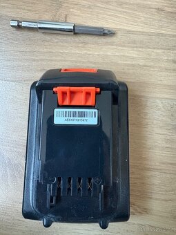 Black+Decker Aku vrtačka BDCDC18B - 3