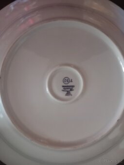 Šálky s podšálky, talíře - 3