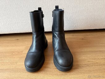 Kožené nižší kozačky Esprit vel. 35. Pravá kůže. - 3