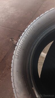 215/55R16 - 3