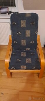 Prodám rozkládací gauč a k němu křesla - 3
