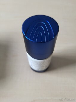 CLARINS MEN - PÉČE O VOUSY A POKOŽKU - 3
