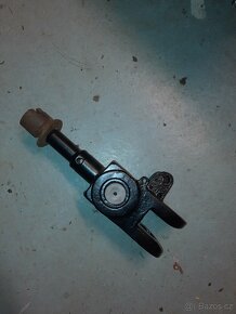 závěs přívěsu tažné zařízení traktor, valník v3s atd... - 3