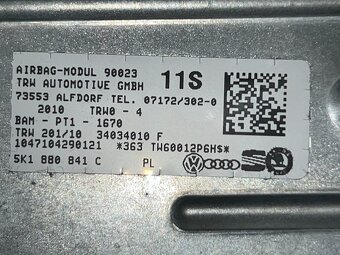 Palubní deska černá 5K1857001A VW Golf 6 r.v. 2011 - 3