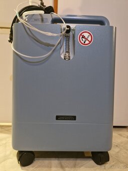 Přístroj na výrobu kyslíku zn.Philips - 3