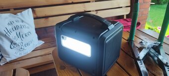 Prodám nabíjecí stanici powerbanku ezviz - 3