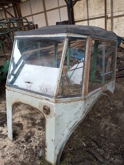 Kabina Zetor super - 3