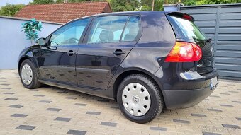 Volkswagen Golf V 1,6 FSI - 85kw. PĚKNÝ STAV - NOVÁ STK - 3