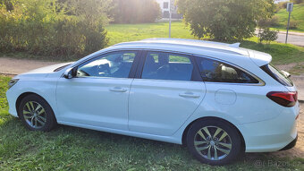 Hyundai i30 kombi 1.4 T-GDI 103KW – 1maj., ČR, serv., 8 kol - 3