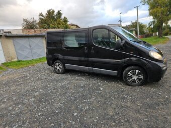 Opel vivaro 1.9 cdti 74kw r.v 2006 5mist - 3