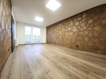 Prodej bytu 3+1, 98 m², E. Beneše, Hradec Králové - 3
