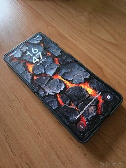 Samsung Galaxy Z Flip 7 512gb - 3