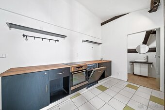 Pronájmu podkrovní byt 2+KK v Trutnově v centru - 3