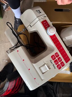 Šicí stroj E&R - 3