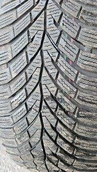 Sada Alu kol 5x112 s zimní pneu 225/50/17 značka Continental - 3