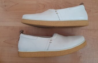 Bílé boty polobotky baleríny v.36 ecco top stav - 3