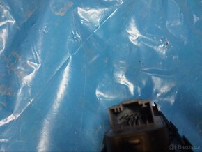 Octavia 2 ovladač zrcátek - 3