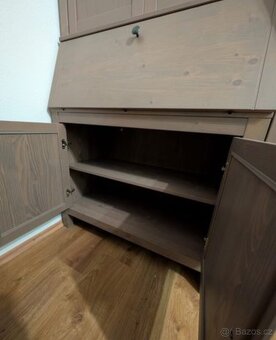 HEMNES SEKRETÁŘ - 3