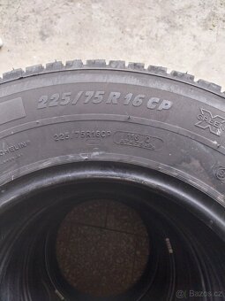 Michelin 225/75 R16 CP Agillis camping - 3