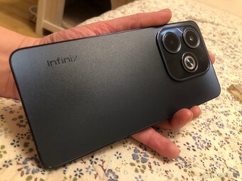 Mobilni telefon INFINIX HOT 40i - 3