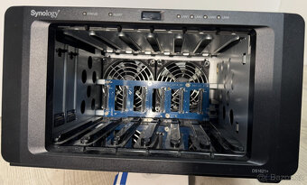 NAS Synology DS1621+ - 3