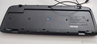 Prodám levně plně funkční klávesnicí Génius KB 320 e - 3