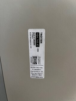 Stolní deska IKEA TROTTEN - 3