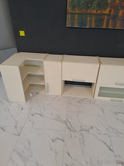 Vrchní čast kuchyně - 3