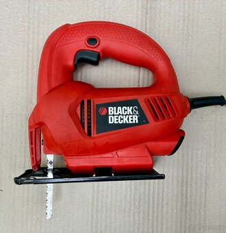 Přímočará pila Black & Decker KS495 - 3