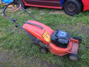 Benzínová sekačka s pojezdem Husqvarna - 3