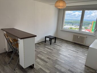 Pronájem hezkého bytu 2+kk v Mostě – vybavený, s výhledem, v - 3