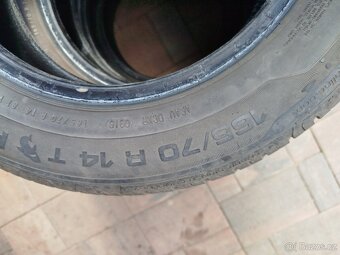 4ks 165/60 R14 Uniroyal - 3