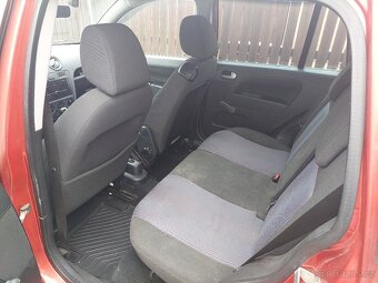 Ford  Fusion 1,4 - 3