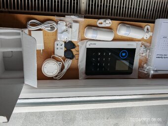 GSM WiFi alarm tuya app smart live app - 3