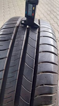 Prodám 2 x letní pneu Michelin 185/55/15 - 3