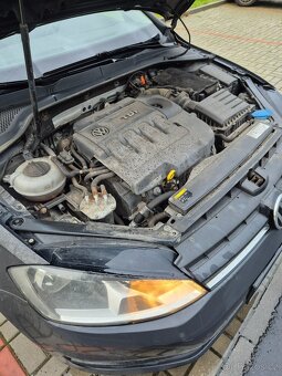 Volkswagen Golf 2.0 TDI 110kW manuál DOBRÝ STAV - 3