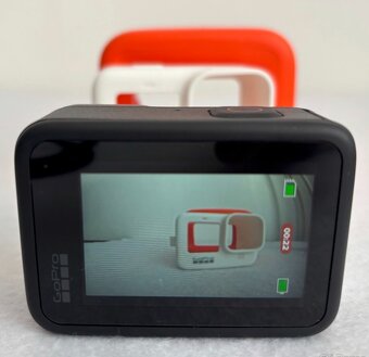 Kamera GoPro 10 s příslušenstvím - 3