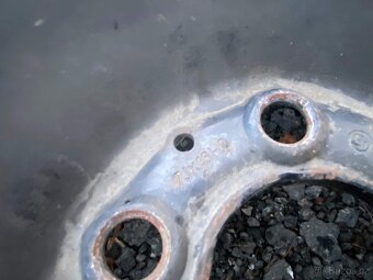 96. sada zimní kola 205/60/16 5x112 Mercedes E - 3