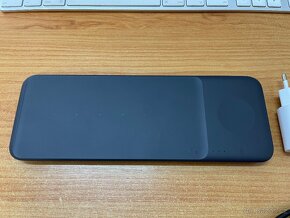 Samsung Multipoziční bezdrátová nabíječka černá - 3