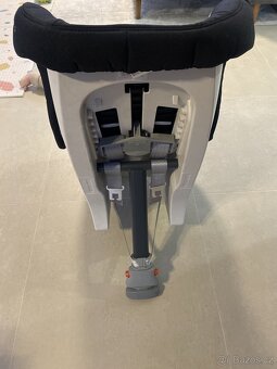 Dětská autosedačka Volvo v záruce, stav jako nová - 3