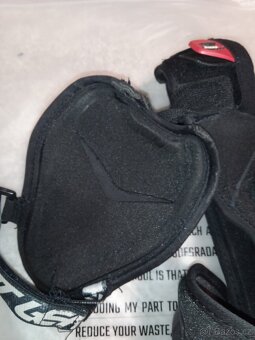 Hrudní chránič Leatt - 3