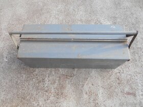 RETRO BASA NA NÁŘADÍ NOVÁ - 3