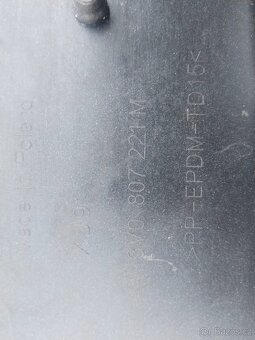 VW,Škoda, nárazníky Caddy , Multivan,Superb 3 - 3