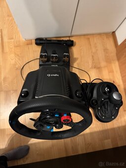 Logitech G29 se shifterem a stojanem - 3