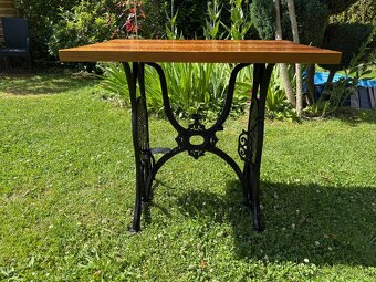 Obdélníkový stůl ze šicího stroje SINGER - 3