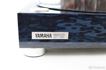 Gramofón YAMAHA GT-750 - 3