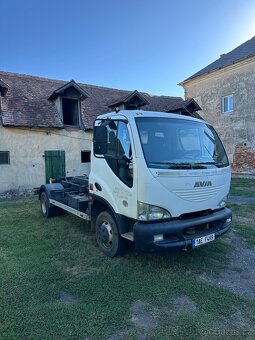 Avia D90 Hákový nosič kontejneru - 3