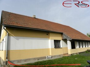 Rodinný dům s velkým pozemkem, 4567 m2, Budčeves - 3